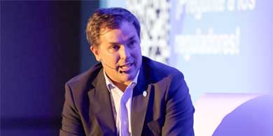 Cambio en el ENACOM: renunció Juan Martín Ozores y el Gobierno designó a Andrés Michelazzo