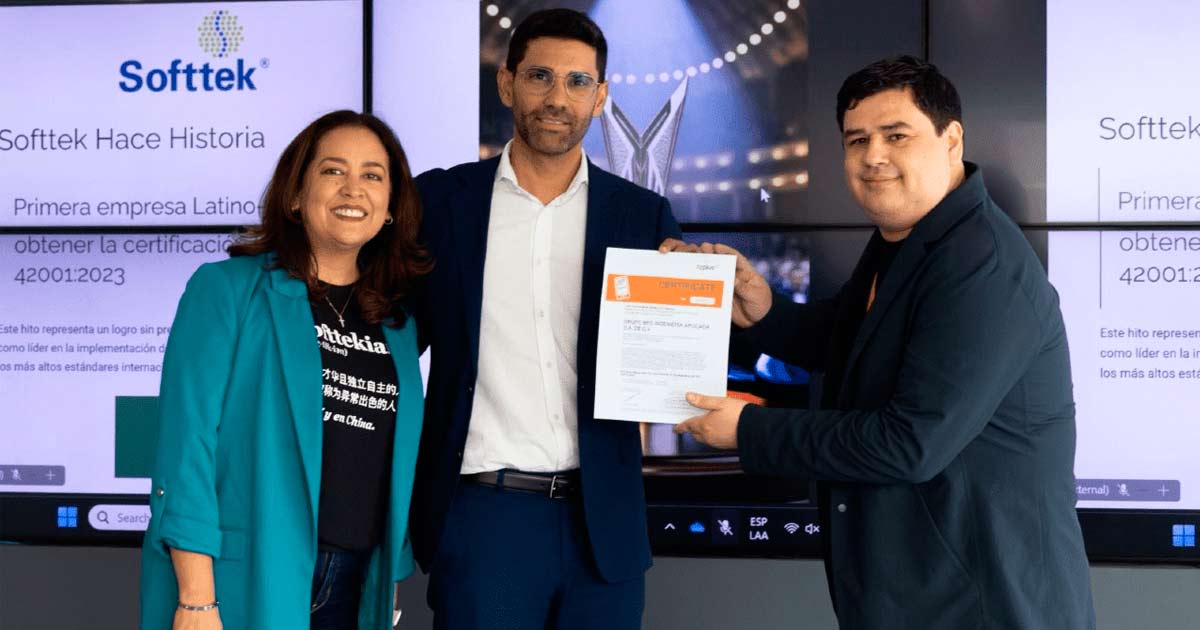 Softtek obtiene la primera certificación ISO 42001 en IA en Latinoamérica