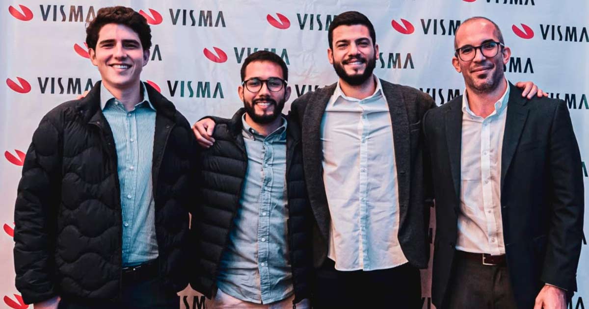 Emilio Fantozzi, Alejandro Corts, Sebastin Nadal, socios fundadores de Mand en Per, y Juan Pablo Quintana, director Comercial de VISMA LatAm.